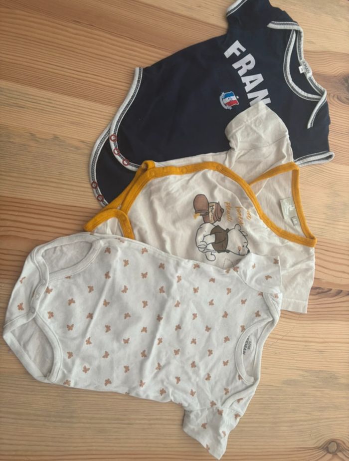 Lot de bodies manches courtes