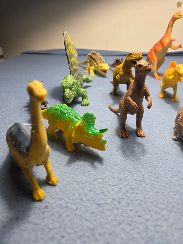 Lot de dinosaures enfants - photo numéro 3