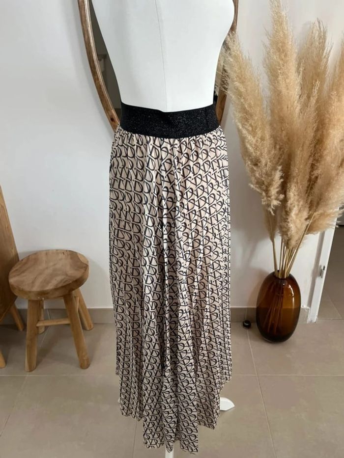 Jupe midi avec monogramme D - photo numéro 4