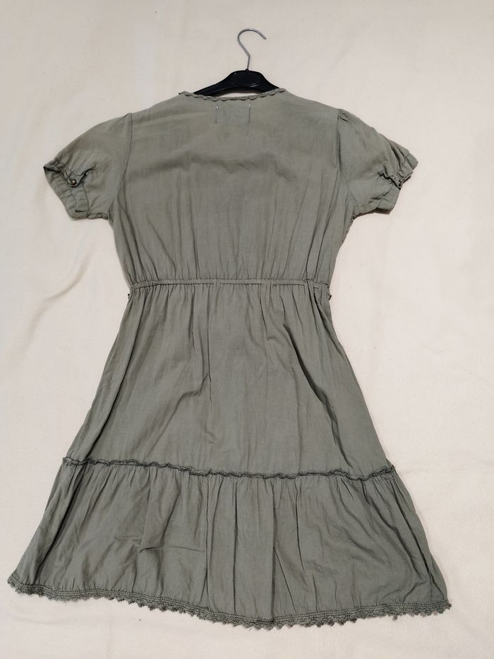 Robe kaki - photo numéro 2