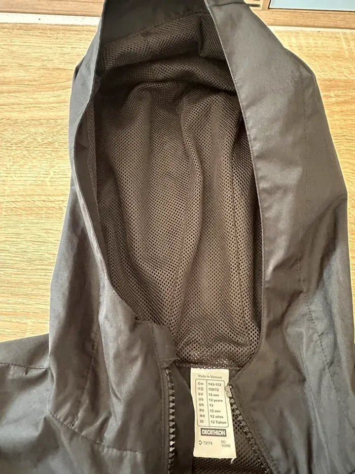 Kway noir - photo numéro 4
