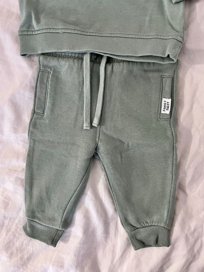 Ensemble jogging bébé 3 mois - photo numéro 2