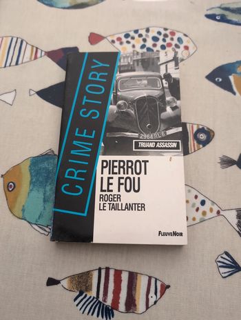 Crime story Pierrot le fou