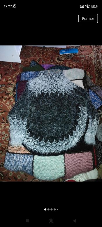 Très beau pull poncho e16