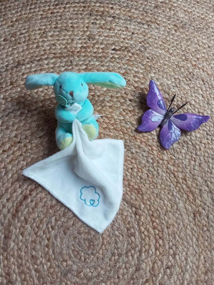 Doudou lapin neuf