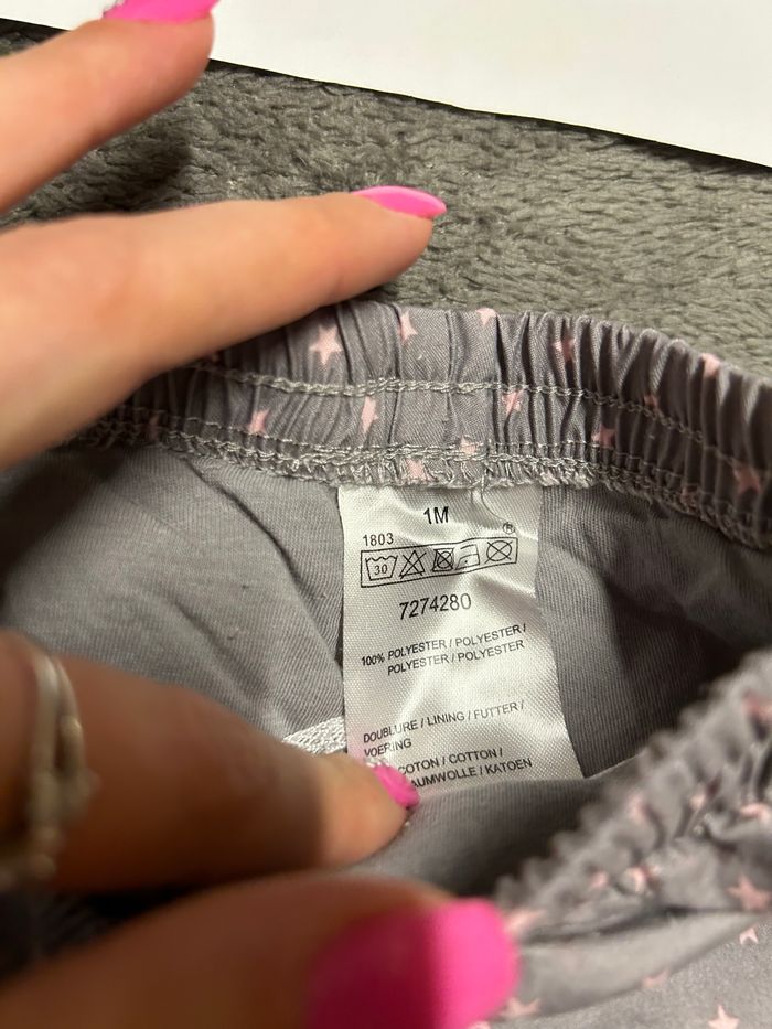 Pantalon 1 mois - photo numéro 3