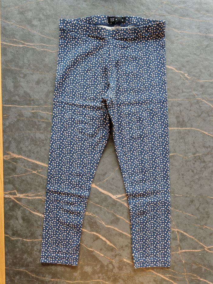 Legging fleuri NEUF Tex 5-6 ans