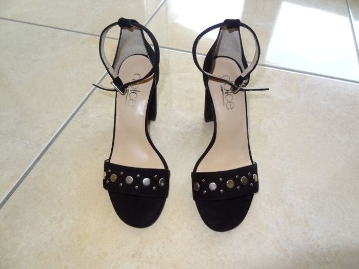 chaussures à brides noires T36