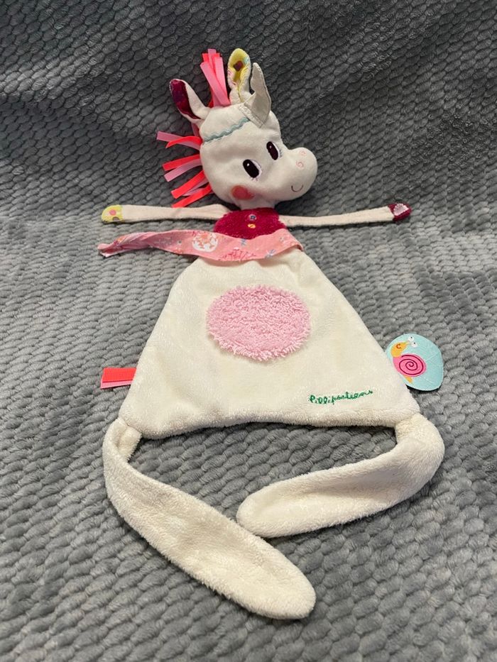 Doudou plat Louise licorne beige rose Lilliputiens