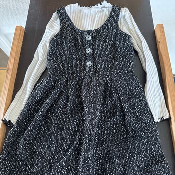 Ensemble robe et tee-shirt