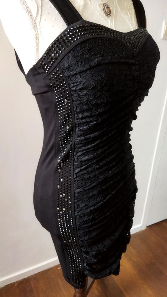 #aline11052405-robe noire - photo numéro 4