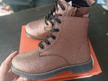 Bottines rose pailleté taille 33