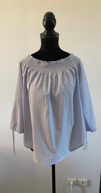 Blouse H&M bleue et blanche à rayures taille 36 / 38