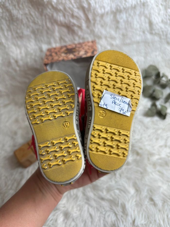 Paire de chaussures Stones and bornes taille 19 - photo numéro 5