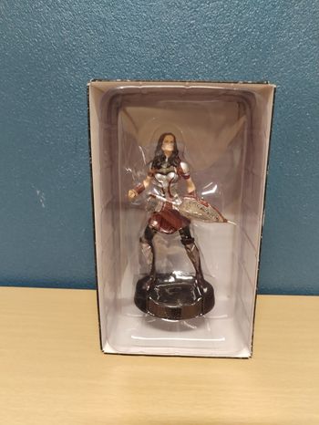 Figurine marvel lady 