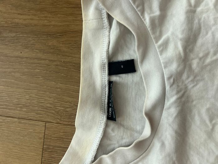 T-shirt asos design magnifique motif coloré au dos - photo numéro 5