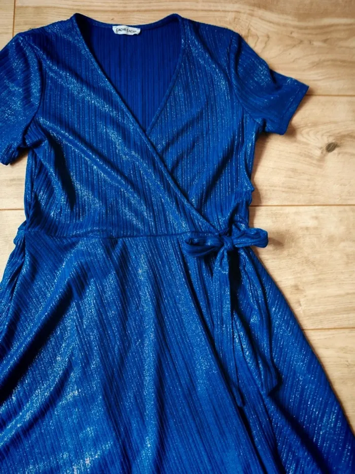 Robe bleu roi 40 cache cache portefeuille - photo numéro 3