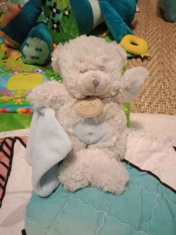 Peluche Petit ourson neuve