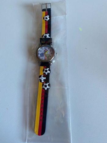 Montre enfants football neuve