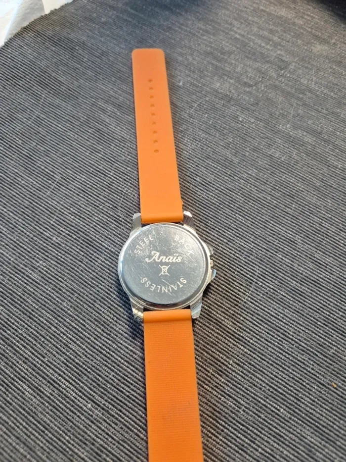 Montre fantaisie - photo numéro 3