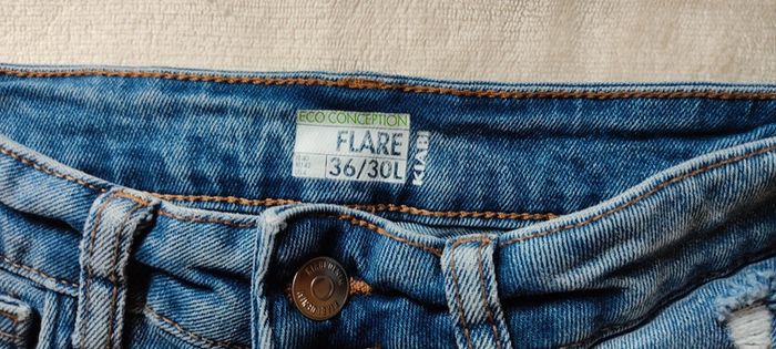 Jean flare/évasé Kiabi bleu taille 36 - photo numéro 3