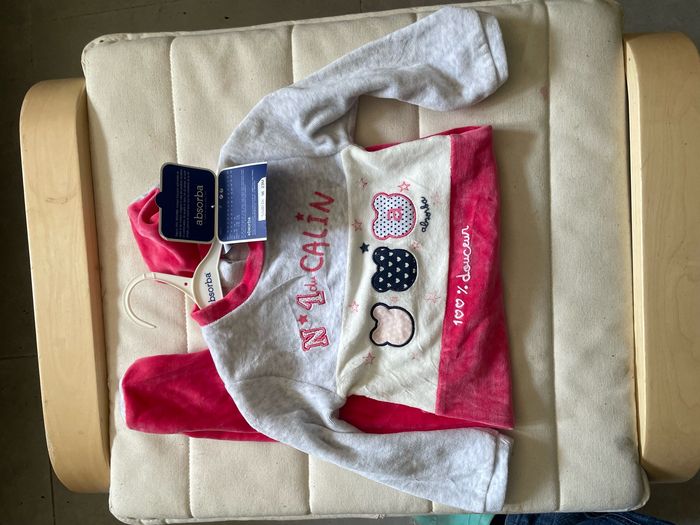 Pyjama Dors-bien NEUF jamais utilisé Marque Absorba 23-24 mois taille 96 Valeur magasins 19€ vendu 7€ - photo numéro 4