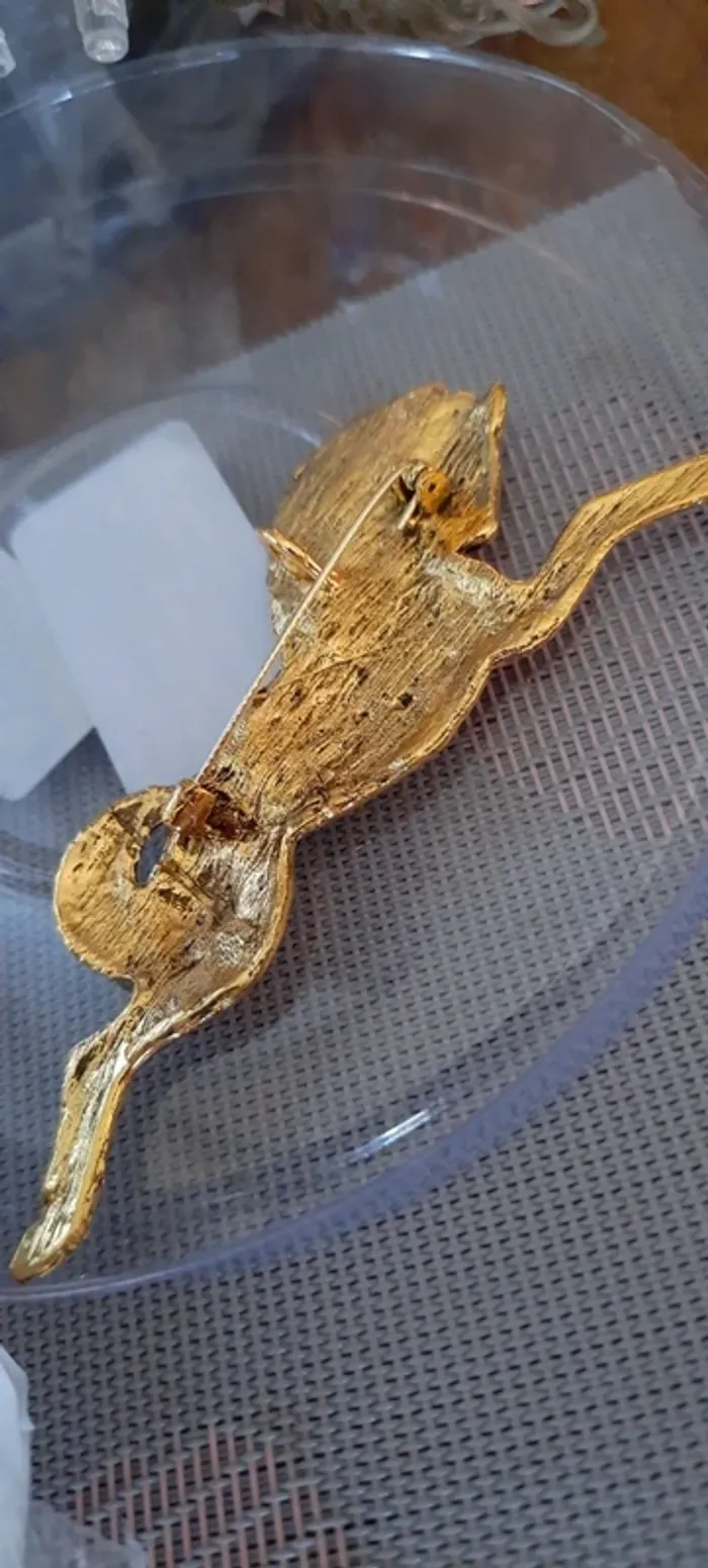 Broche dorée cheval style gréco-romain Neuve - photo numéro 4
