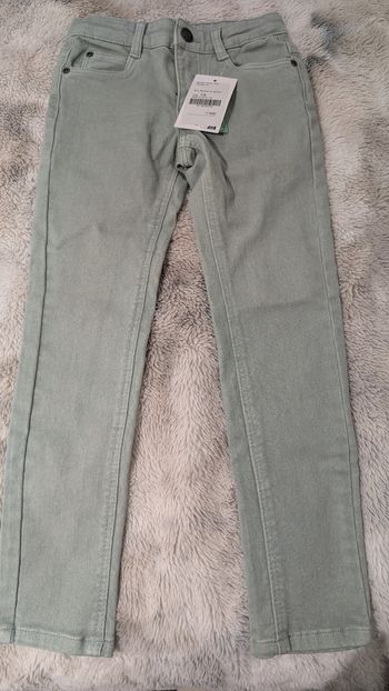 Pantalon Vertbaudet taille 7 ans neuf