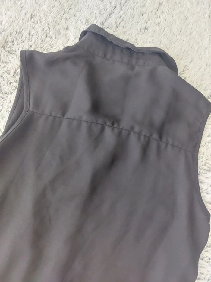 Chemise sans manches 😘 - photo numéro 3