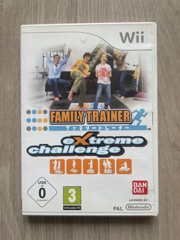 Jeu pour Nintendo Wii, Family trainer extreme challenge, en français.