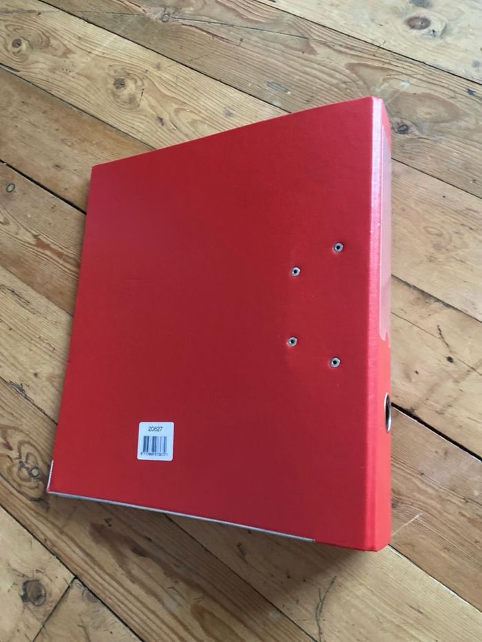 Classeur rouge à levier A4 avec renforts - photo numéro 3