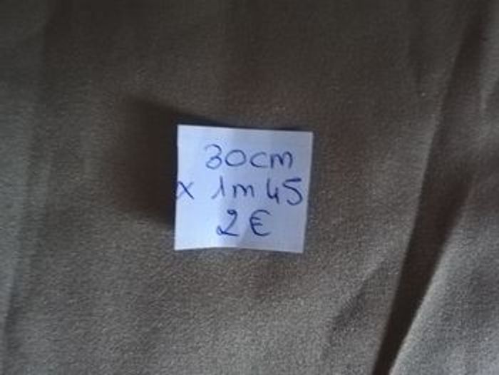 Tissu 1m45x30cm - photo numéro 2