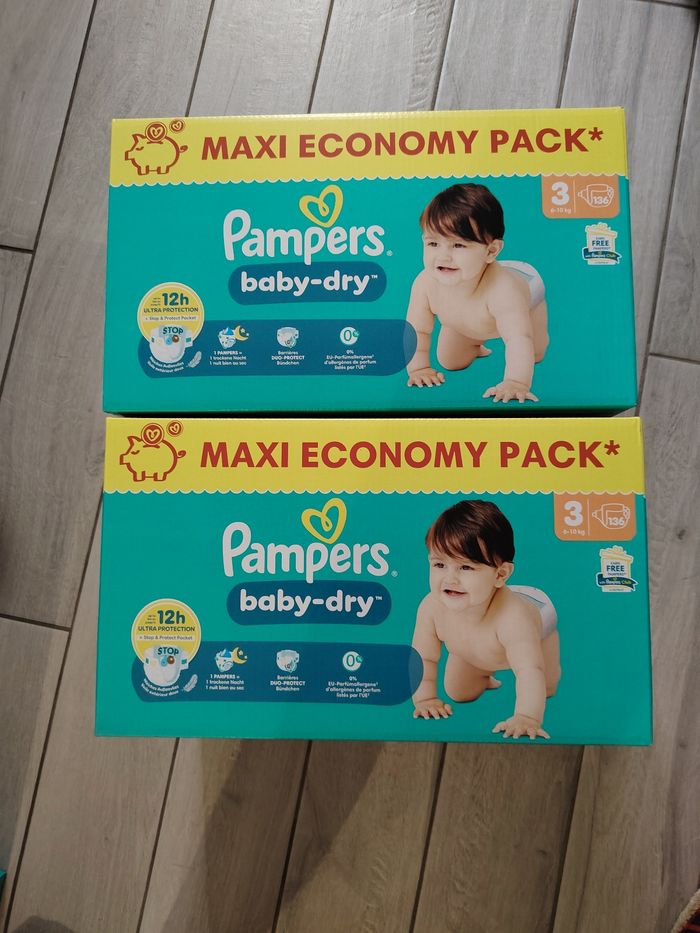 272 couches Pampers baby dry taille 3