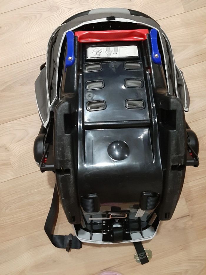 Cozi voiture 13kg - photo numéro 4