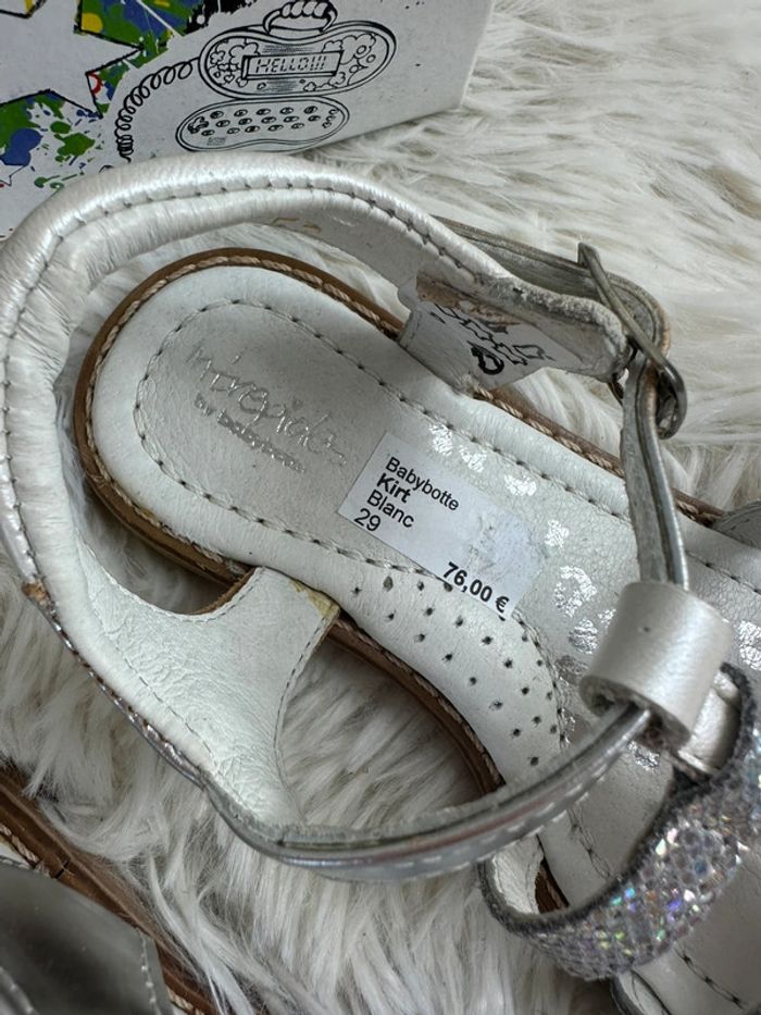 Paire de sandales argentés et blanches Babybotte taille 28 - photo numéro 2