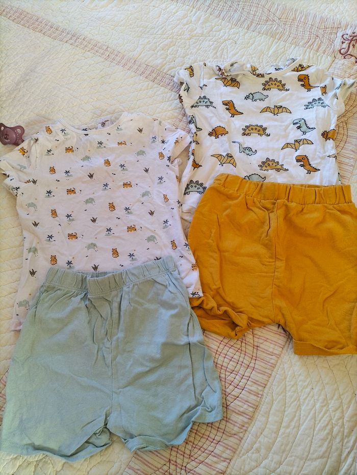 Lot pyjamas 24 mois - photo numéro 2