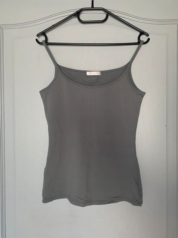 Débardeur gris - photo numéro 2