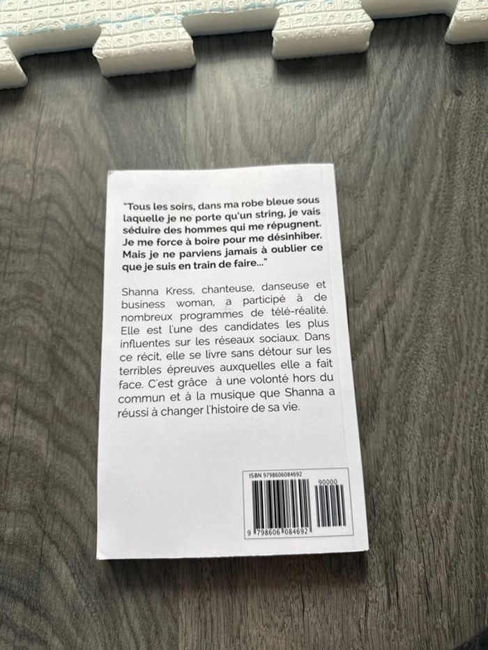 Livre - photo numéro 2