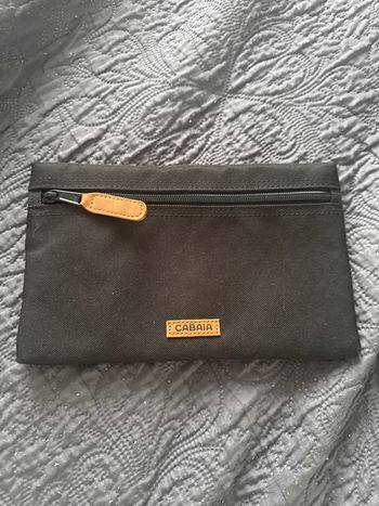 Pochette Cabaia noir 