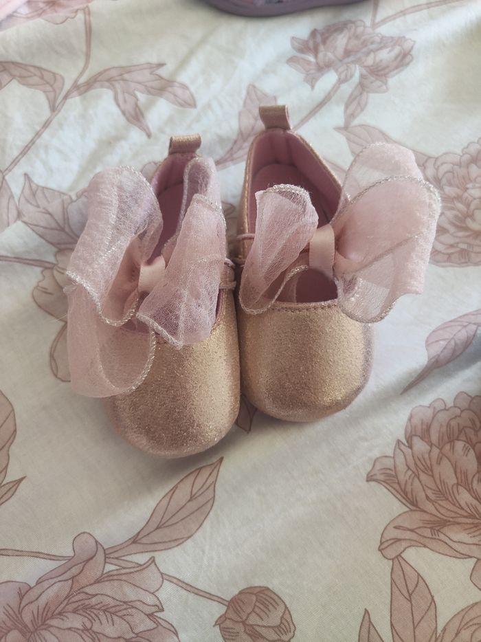 Chaussures bébé fille rose