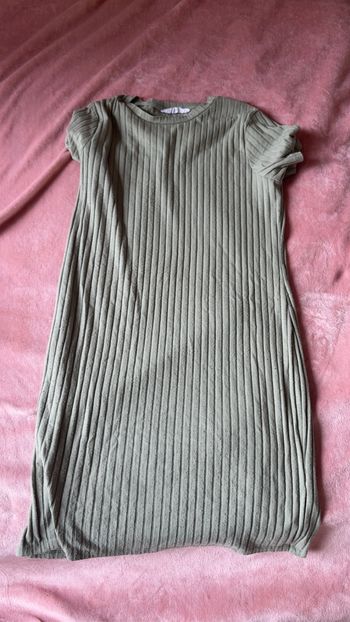 Robe kaki