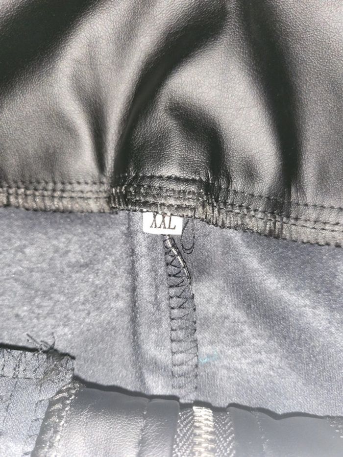 Jupe en sky - photo numéro 3