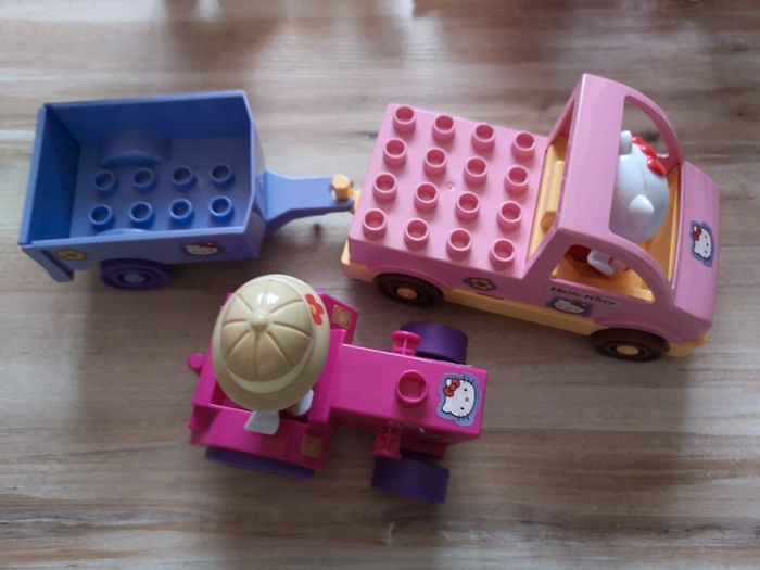 Véhicules hello kitty - photo numéro 2