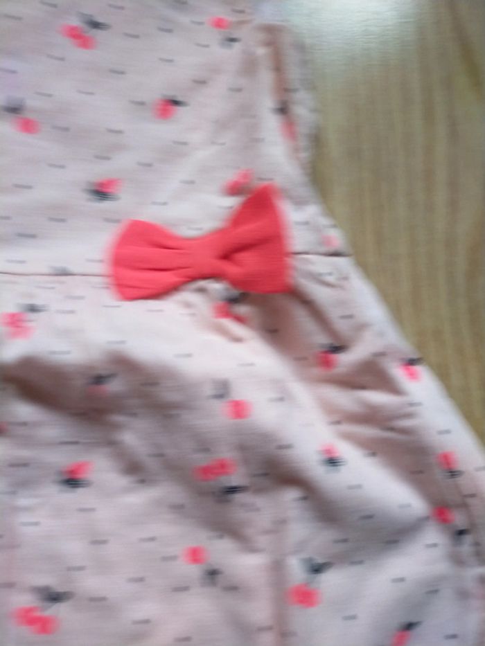 Très jolie robe Kiabi 24 mois - photo numéro 3