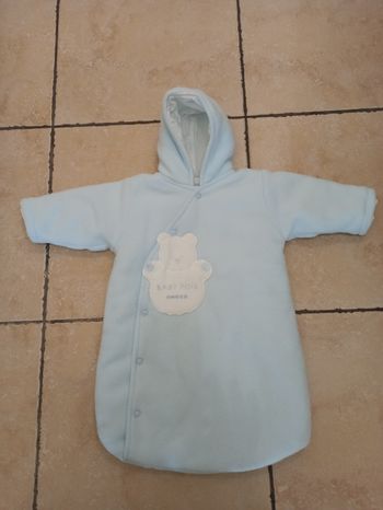 Nid d'ange Chicco. 1-3 mois/ 56-62 cm.