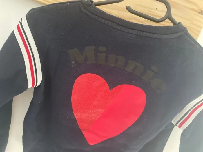 Très joli pull chaud Minnie 8 ans - photo numéro 4