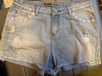Short jeans