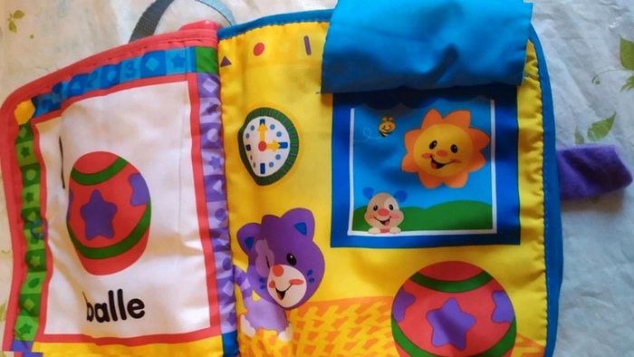 Livre d'éveil interactif - photo numéro 4