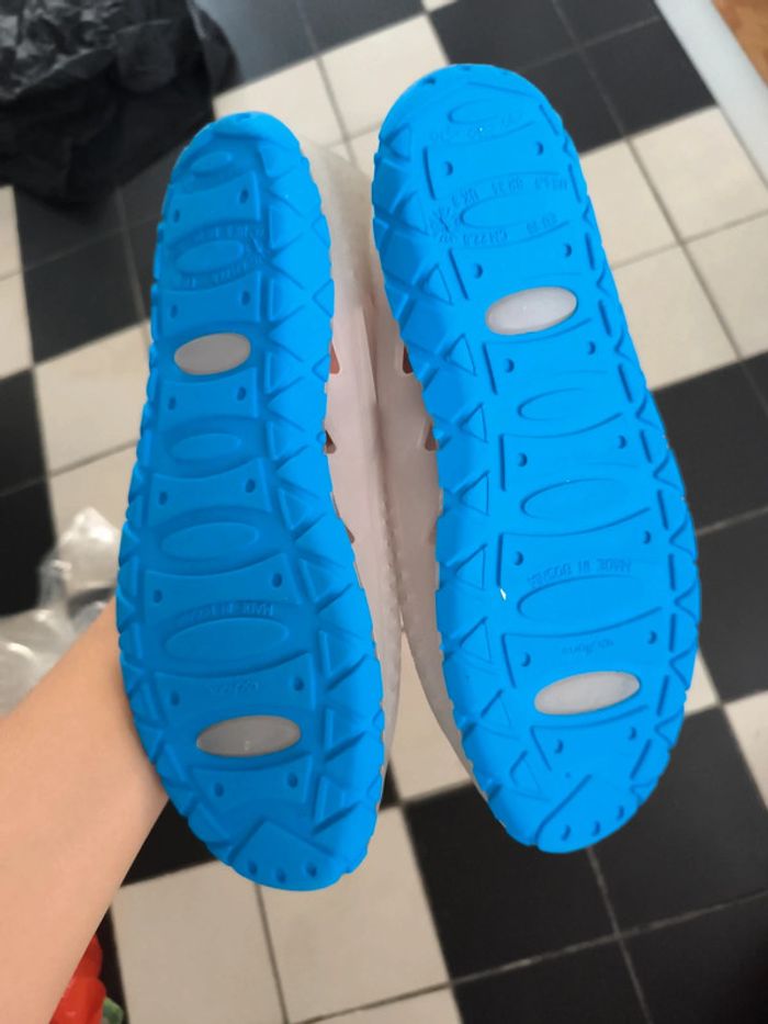 Chaussons aquatiques Decathlon - photo numéro 2