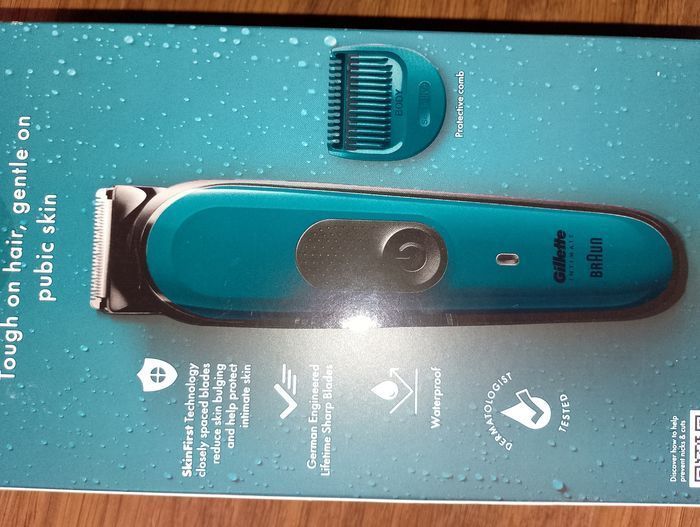 Tondeuse intimate Gilette neuve - photo numéro 7